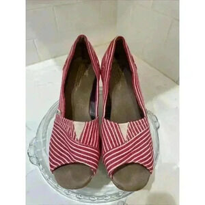 Women's Toms Heels Slip-on Wedges Peep Toe Canvas Red/White Stripes Size 6